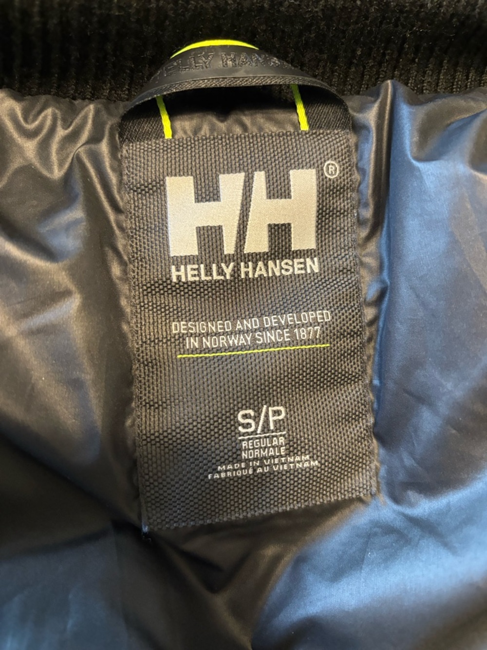 Helly Hansen Velvet Puffer Jacket – Women’s Small (S/P) - Picture 8 of 8